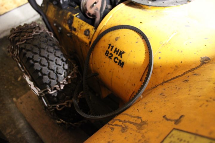 690995-18 Snow thrower STIGA 1132