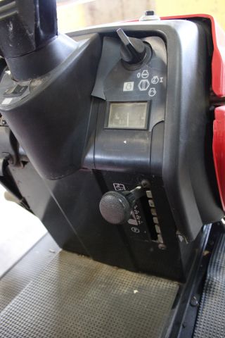 691004-7 Riding lawn mower, MTD B 115