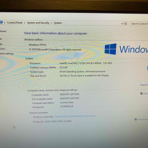 707862-15 Stool with mixed equipment from a car workshop