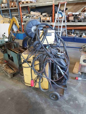 665010-1 MIG welder ESAB LAG 400 with feeder