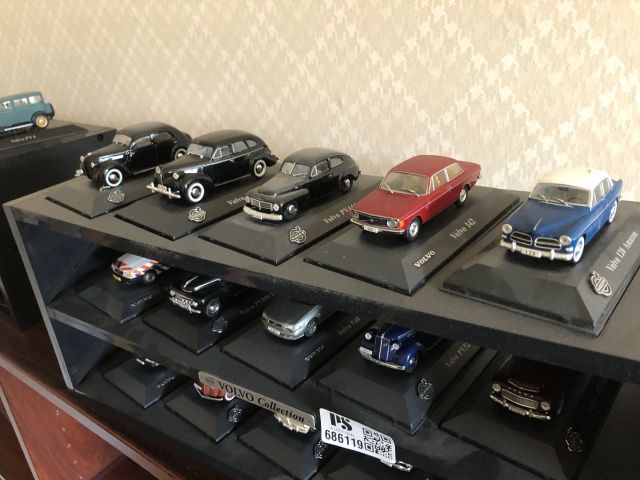 686119-2 Collection models of Volvo cars approx. 30 pcs incl stand