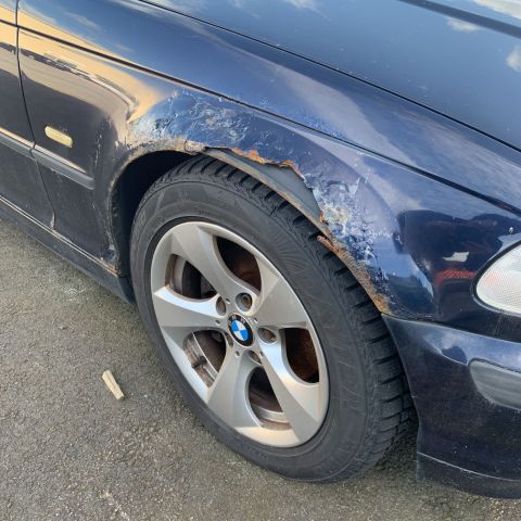 702277-10 BMW 320i Sedan Manual, 170hp, -2001 rep obj