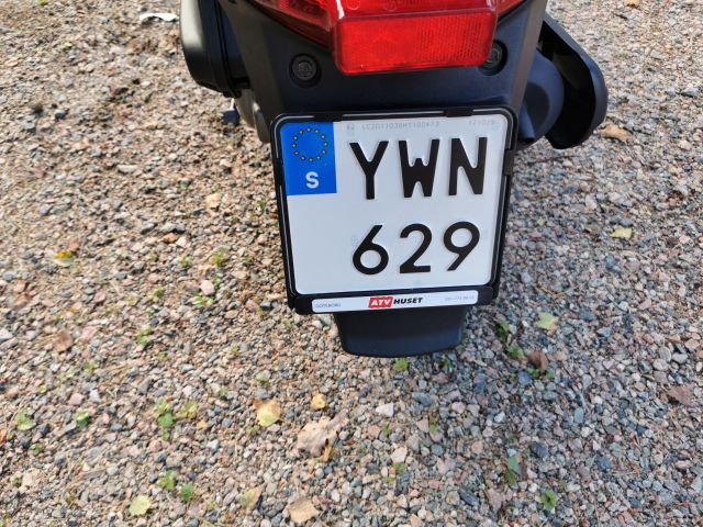 709238-13 :U moped KYMCO LIKE 50 -17 (YWN629)