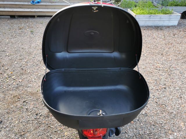 709238-17 :U moped KYMCO LIKE 50 -17 (YWN629)