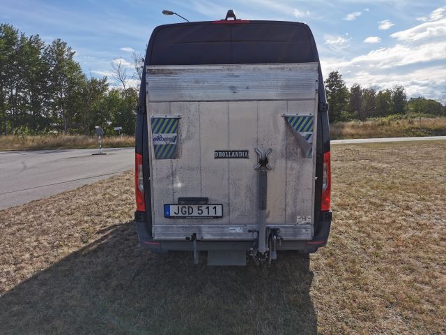 709252-7 Mercedes-Benz Sprinter 319 CDI Box RWD Rear Lift (190hp) - 2020 JGD511