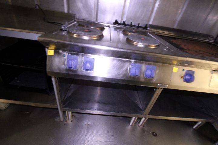 699164-11 Isolerad kökscontainer 40" med full köksutrustning från Electrolux