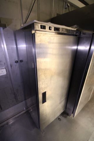 699164-17 Isolerad kökscontainer 40" med full köksutrustning från Electrolux