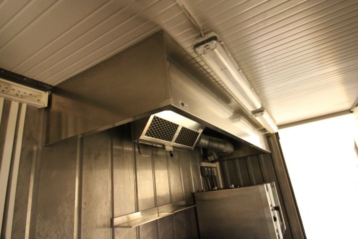 699164-22 Isolerad kökscontainer 40" med full köksutrustning från Electrolux
