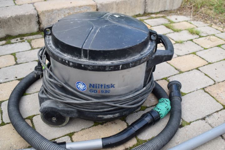 633322-3 Vacuum cleaner Nilfisk GD 930