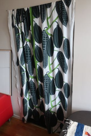 691032-3 Curtain drawer MARIMEKKO and wall decoration