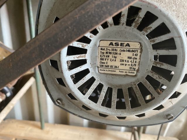 709294-4 Brush brush machine with ASEA Motor