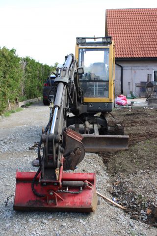 708090-3 Track excavator Volvo EC 45 -04