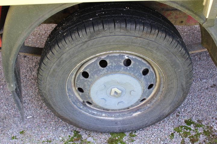 691043-13 Truck, Renault Master Chassis Cab 2.2 dCi Manual, 90hp, 2002