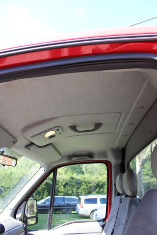 691043-26 Truck, Renault Master Chassis Cab 2.2 dCi Manual, 90hp, 2002