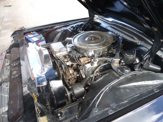 519592-46 Ford Thunderbird cab -65 (DSR297)