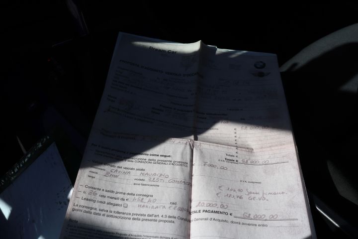 700961-24 BMW 325ti Compact individual M paket -02 ”paddelväxel”