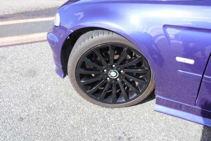 700961-34 BMW 325ti Compact individual M paket -02 ”paddelväxel”