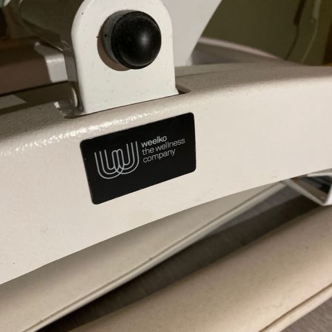 691091-2 Treatment bed, electric, Weelko