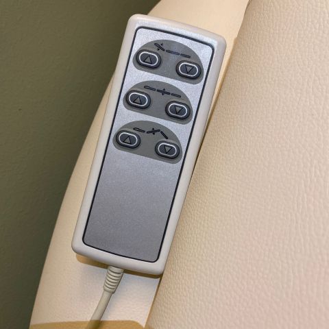 691091-9 Treatment bed, electric, Weelko