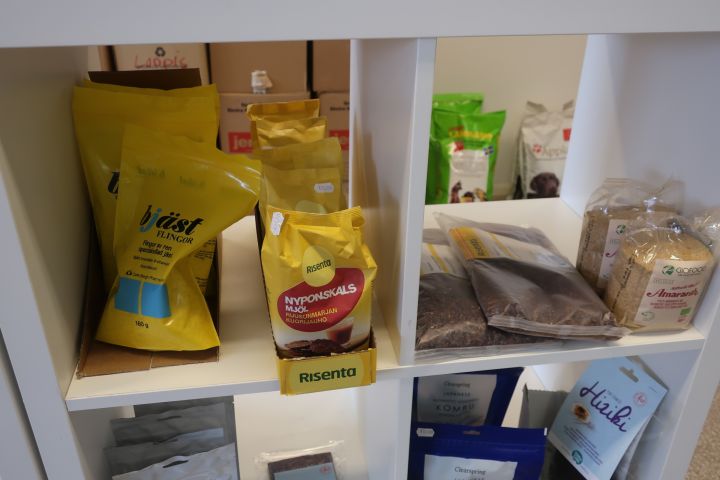 691105-7 Lots of miscellaneous from health food store - Tea, soybeans, spelled flour etc.