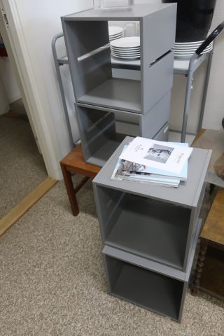 691118-8 Shop fittings / Shelves, i.a. IKEA