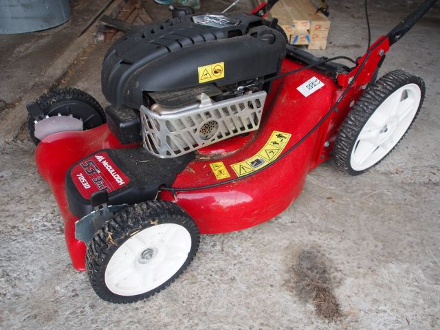 633379-1 Gräsklippare med drift, ny/ej använd  Elektrolux/ McCulloch 53"