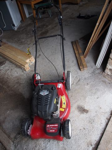 633379-5 Gräsklippare med drift, ny/ej använd  Elektrolux/ McCulloch 53"