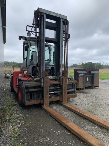 643900-8 Kalmar DCD 136-6 12 ton forklift