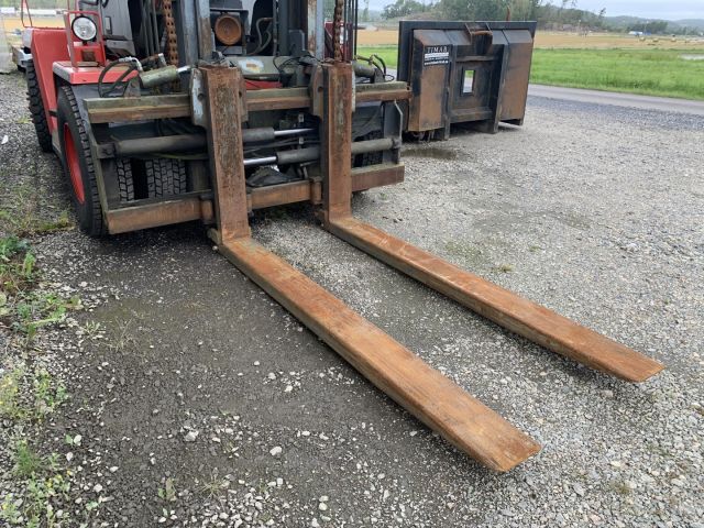 643900-9 Kalmar DCD 136-6 12 ton forklift