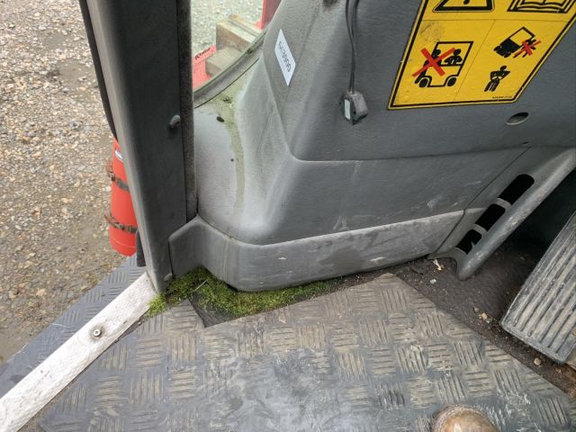 643900-24 Kalmar DCD 136-6 12 ton forklift