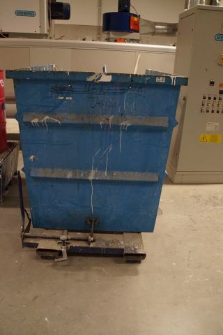 705361-2 Tippcontainer