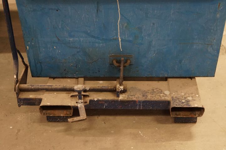 705361-3 Tippcontainer