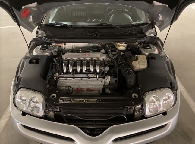 710464-10 Alfa Romeo Spider 916 3.0 V6 1998 (EAX 587)