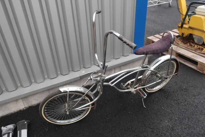 691150-3 Bicycle, Lovely Lowrider