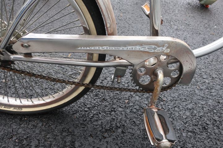 691150-12 Bicycle, Lovely Lowrider
