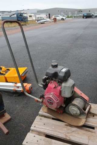 691161-2 Markvibrator, Dynapac - Honda 3.0