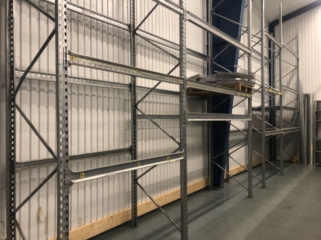 710459-4 Pallet rack - 13 sections