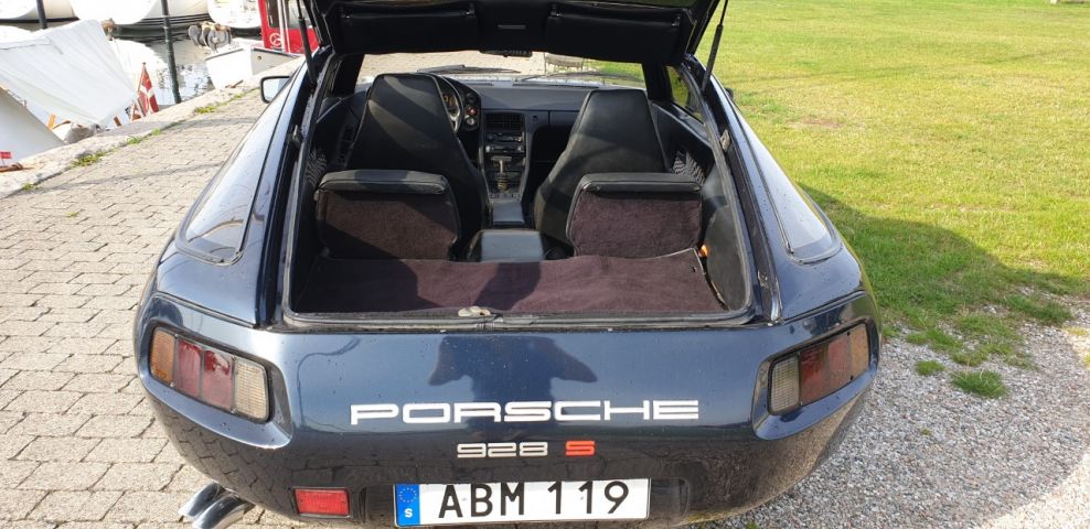 710791-9 Porsche 928 S -82 (ABM119)