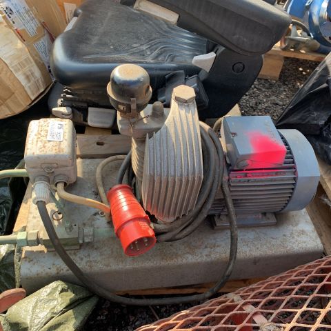 676455-1 Atlas Copco compressor motor