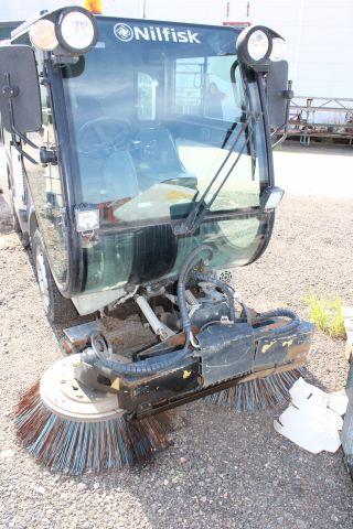 710799-5 Sweeper Nilfisk City Ranger 3500 -09
