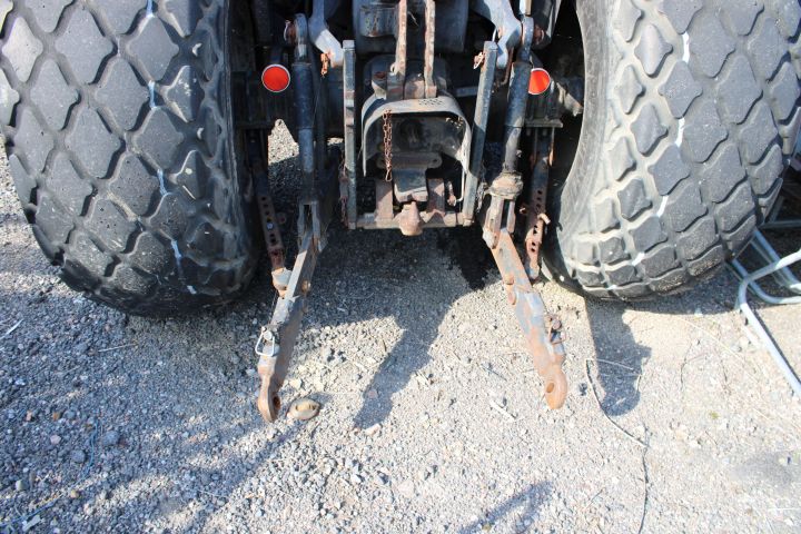 710800-10 Tractor Valmet 465-2 -95 "BSS093"