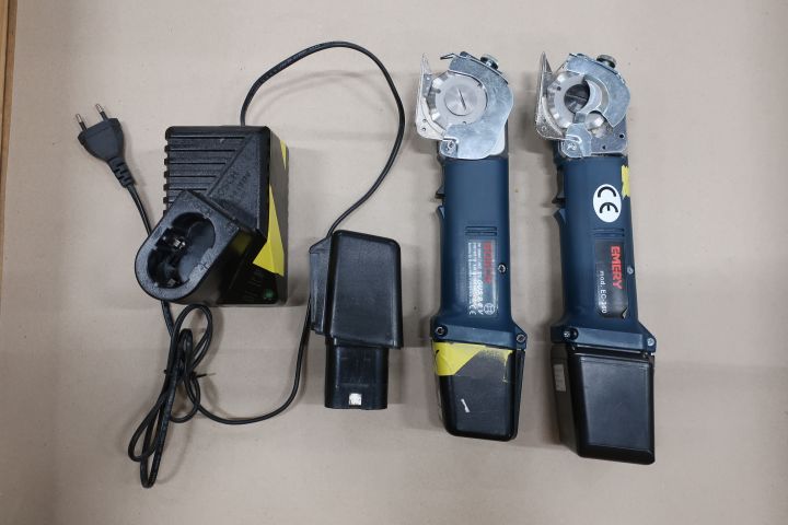 709955-1 Universal scissors Bosch and Emery