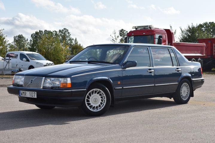 710825-1 Volvo 964 3.0, Right-hand drive -92 (WMR107)