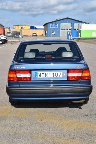 710825-4 Volvo 964 3.0, Right-hand drive -92 (WMR107)