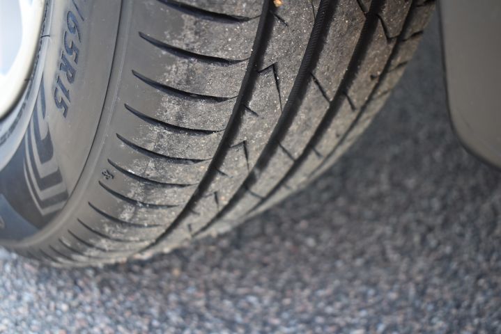 710825-80 Volvo 964 3.0, Right-hand drive -92 (WMR107)