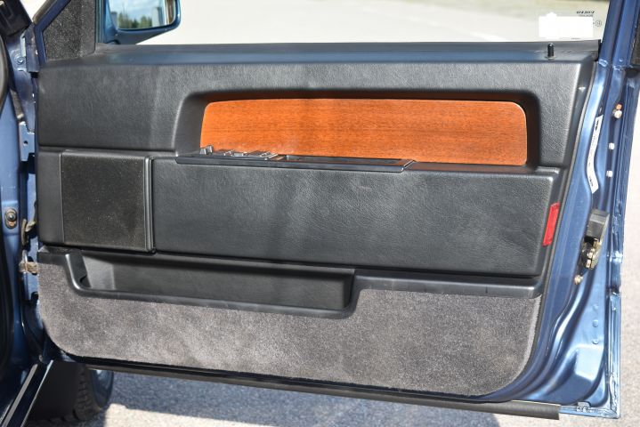 710825-13 Volvo 964 3.0, Right-hand drive -92 (WMR107)