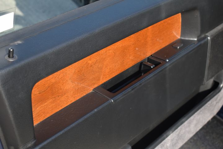 710825-32 Volvo 964 3.0, Right-hand drive -92 (WMR107)