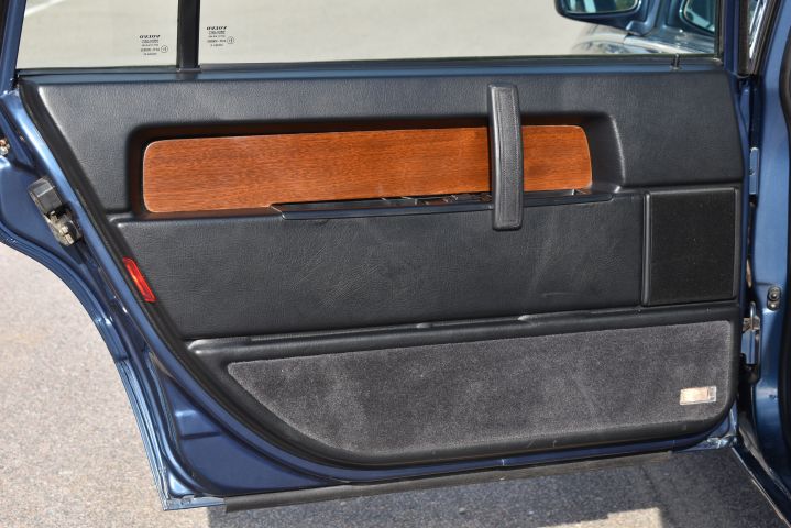 710825-33 Volvo 964 3.0, Right-hand drive -92 (WMR107)