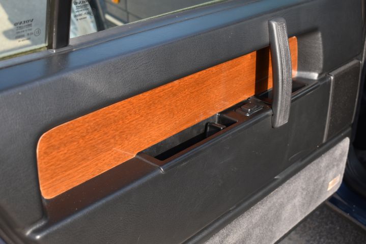 710825-34 Volvo 964 3.0, Right-hand drive -92 (WMR107)