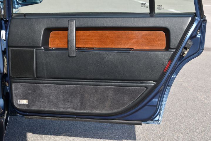 710825-43 Volvo 964 3.0, Right-hand drive -92 (WMR107)